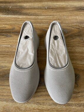 Vivaia Walker Pro Hybrid Ballet Flats (Izabel) in Metallic Diamond NWOT